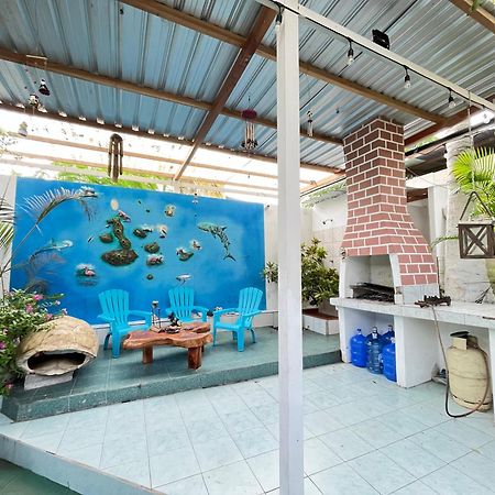 Nelyza'S Suites & Adventure Puerto Ayora  Eksteriør bilde