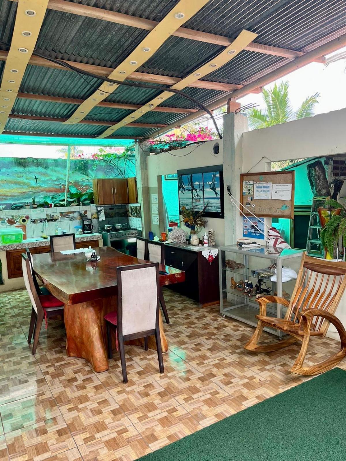Nelyza'S Suites & Adventure Puerto Ayora  Eksteriør bilde