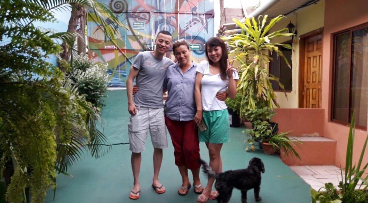 Nelyza'S Suites & Adventure Puerto Ayora  Eksteriør bilde